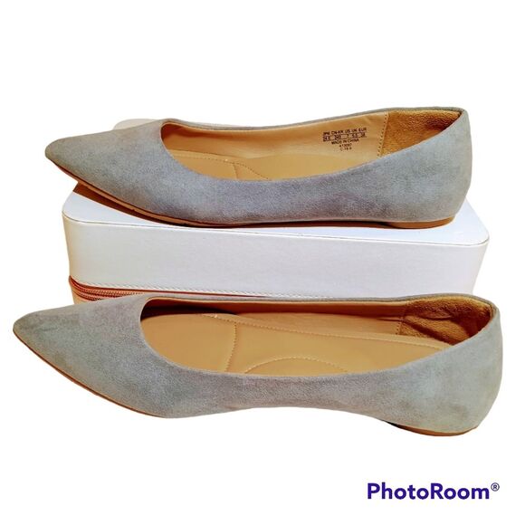 Blue Vegan Suede Pointed Toe Flats sz 7 - Picture 1 of 4